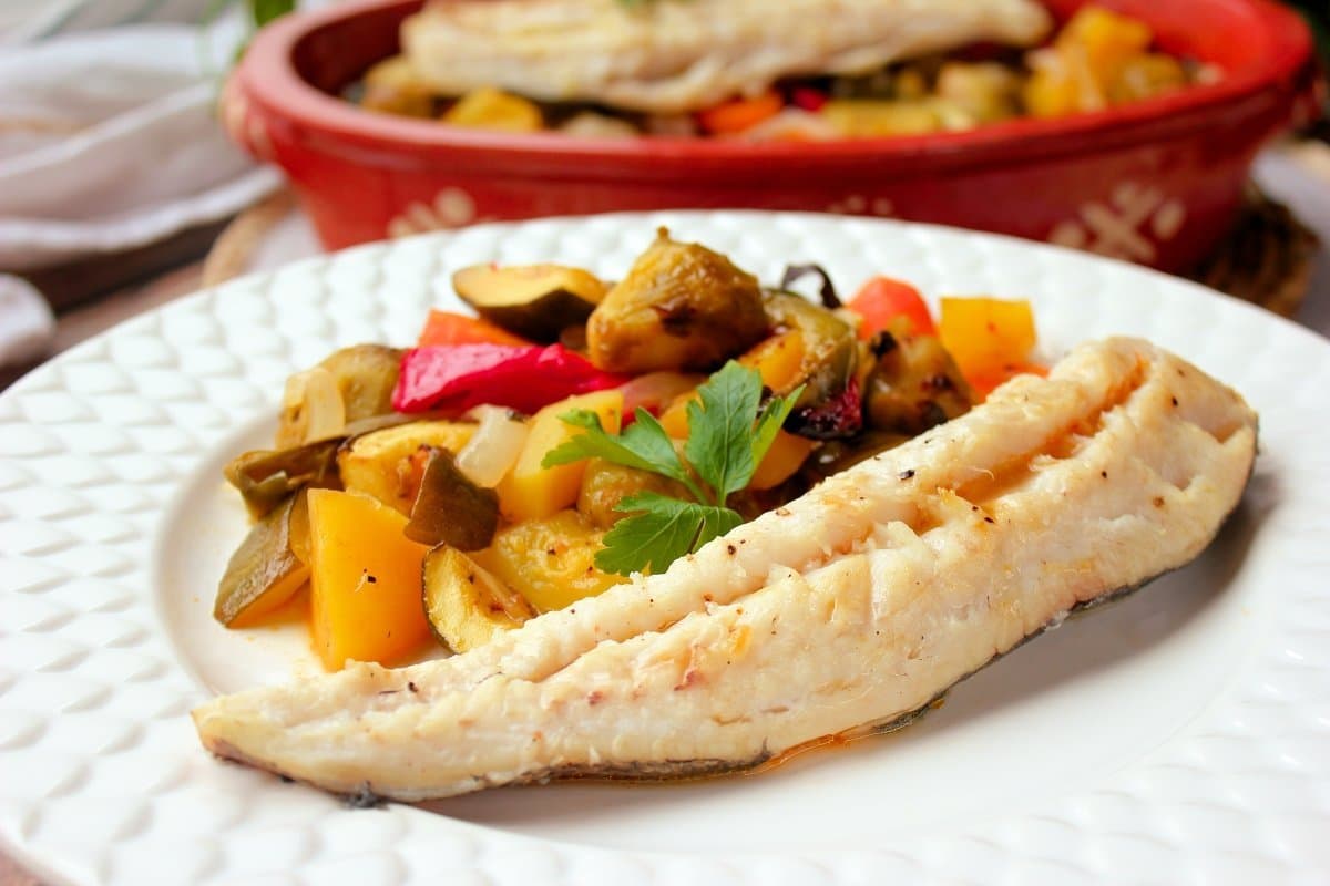 Merluza a la Plancha con Verduras